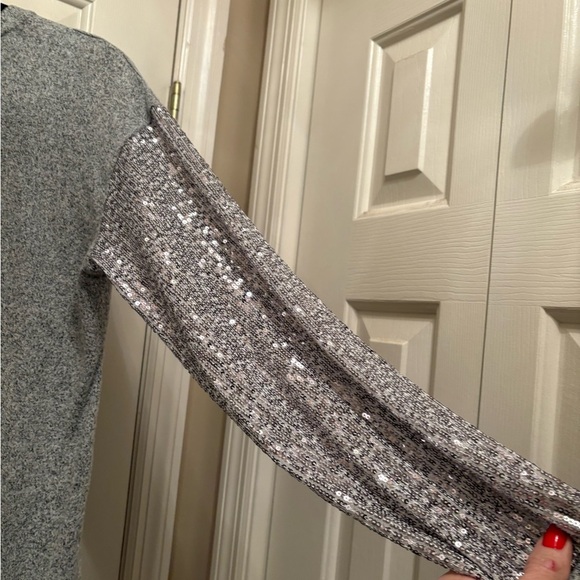 Gray light weight Sweater with Silver Sequin Sleeves NWOT - Picture 3 of 6